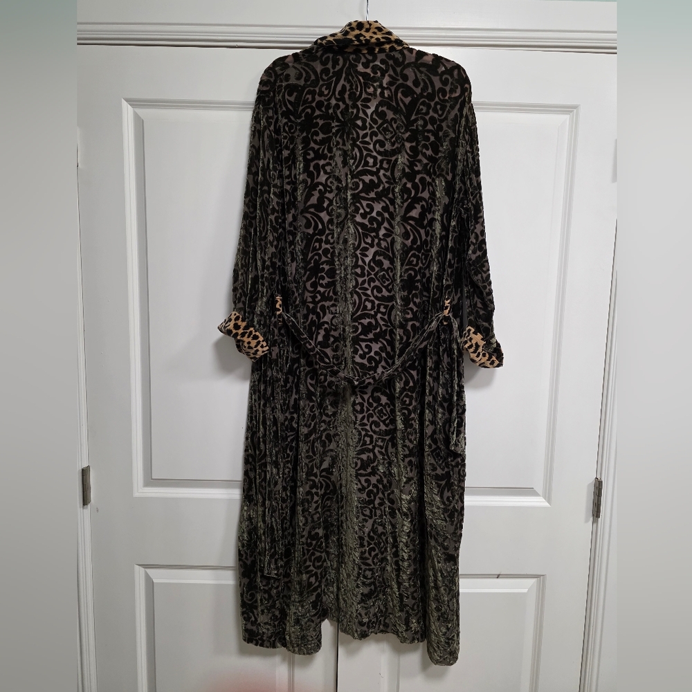 Vintage Original J. Wilde Design Burnout Velvet Leopard Print Robe Duster - Picture 2 of 9